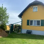 Ferienhaus Gansbach *